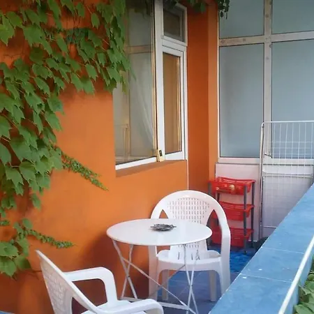 Централ Apartament *